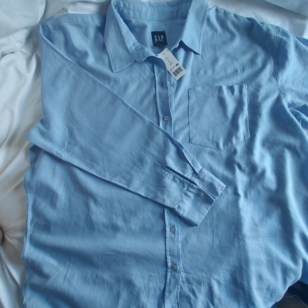 GAP Men's Sky Blue Casual Shirt